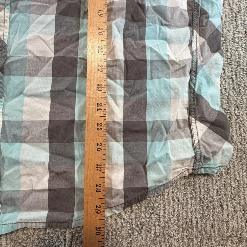 Burton Button Up Shirt Mens Large Blue Plaid Short Sleeve Casual Outdoor Pocket - Picture 6 of 6